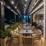 מלון דירות Miramare Apartments Vlorë