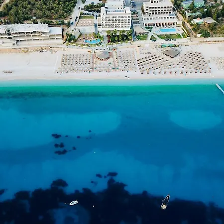 Aparthotel Diora's And