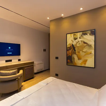 Apartahotel Miramare 5*