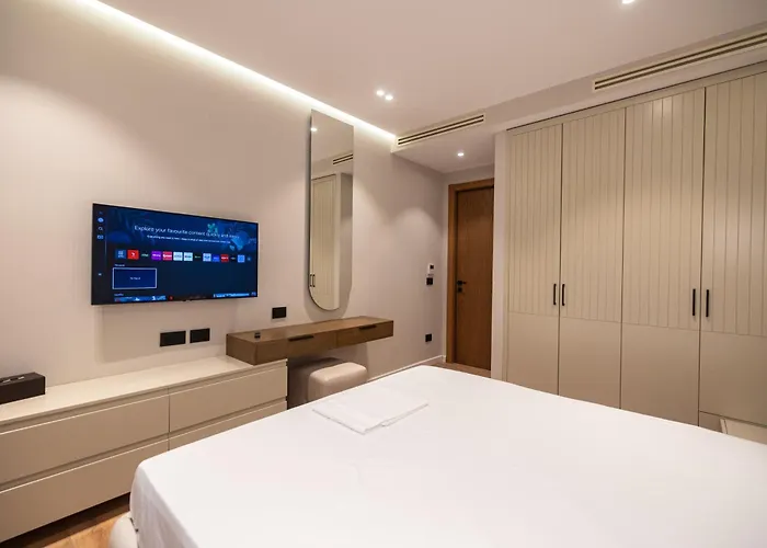 Apartahotel Diora's And 5*