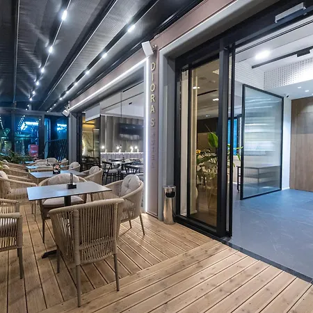Hotel Diora's And Vlore