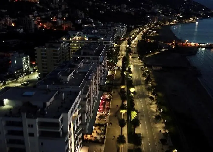 Diora's And Hotel apartamentowy 5*