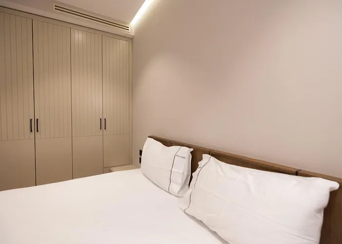 Diora's And Hotel apartamentowy 5*